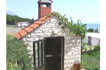 Chorwacja Privát Brela, Zewnątrz